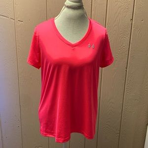 Under Armour womens T shirt size XL